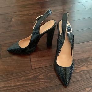 Slingback Pointed Toe Fish Scale Pumps NWOT